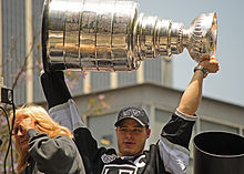 Dustin Brown se Stanley Cupem  