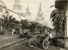 Rickenbacker la volan în Marele Premiu American din 1915, la San Francisco.  