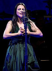 Lee în concert în octombrie 2014  
