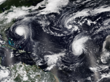 Hurikány Florence a Helene s tropickou bouří Isaac a subtropickou bouří Joyce 12. září.