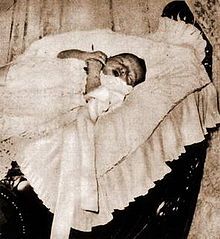 King Fu'ad II, 1952
