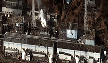 Durante l'emergenza nucleare di Fukushima del 2011 in Giappone, tre reattori nucleari sono stati danneggiati da esplosioni.