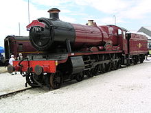 Locomotive in the style of the traction engine of the "Hogwarts Express".