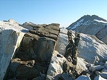 Une petite digue sur le Baranof Cross-Island Trail, Alaska.