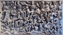 Battle between Romans and Germanic tribes, marble relief on the Ludivisi sarcophagus, the horseman in commander's pose at the upper edge probably represents Emperor Hostilian (251/252)