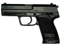 Un pistol semiautomat Heckler &amp; Koch USP