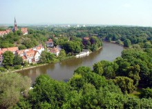 View to the Saale near Kröllwitz, with the restaurant Krug zum grünen Kranze, known from a folk song