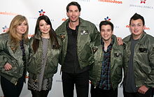 Los protagonistas de ICarly en 2012  