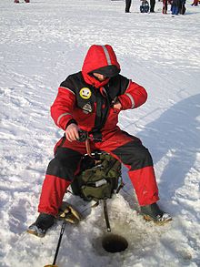 Jääkalastus Suomessa kalastuskilpailussa  