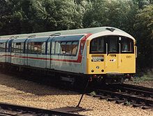 Red SouthEast marca Clase 483 unidad no.483001  