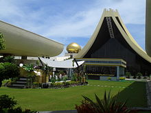 Nádvoří Istana Nurul Iman