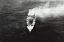 Hiryū , kort før det sank. Dette foto blev taget af specialagent-fartøjsfætteren Kiyoshi Ōniwa fra en Yokosuka B4Y fra hangarskibet Hōshō.  