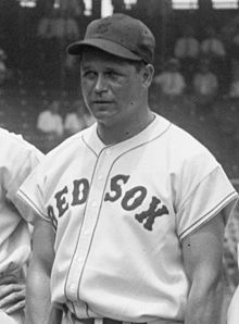 Jimmie Foxx üç MVP ödülü kazanan ilk oyuncudur.