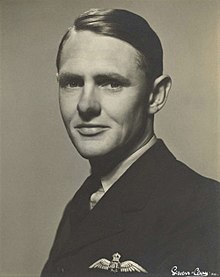 John Gorton, 1941