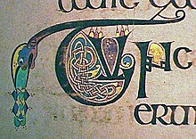 Næsten alle folioerne i Book of Kells indeholder små illuminationer som dette dekorerede bogstav.