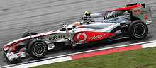 Hamilton fährt für McLaren beim Großen Preis von Malaysia 2010.