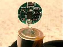 Lithium-ion battery: monitoring electronics for over- and discharge protection