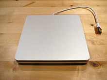 オプションの「MacBook Air SuperDrive」。