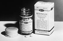 Metotrexatul a fost unul dintre primele medicamente utilizate pentru chimioterapie. A fost dezvoltat în anii 1950 și este utilizat ca tratament pentru diferite boli autoimune, cum ar fi cancerul. De asemenea, poate fi folosit pentru a trata o sarcină ectopică sau pentru a efectua un avort.