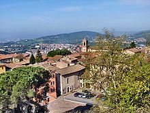 Vista da Perugia, su una valle sottostante.