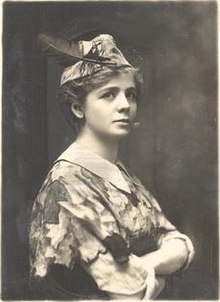 La actriz Maude Adams interpretando el papel de Peter Pan en 1915