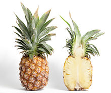 En ananas er en flerfoldig frugt.