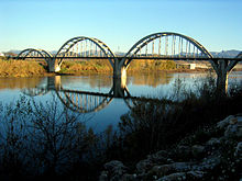 Ebre-joen ylittävä silta, Katalonia.