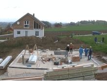 Construction d'une maison préfabriquée.