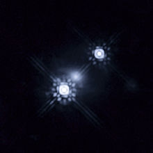 Gravitačně čočkovaný kvasar HE 1104-1805.