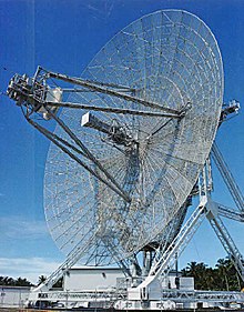 Duża antena radarowa