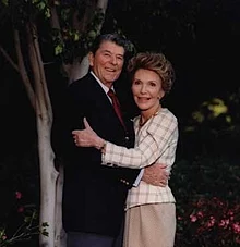Ronald und Nancy Reagan 1992 in Los Angeles nach ihrem Ausscheiden aus dem Präsidentenamt.