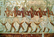 Egyptští vojáci z Hatšepsutiny výpravy do země Punt podle vyobrazení z jejího chrámu v Deir el-Bahri.