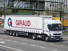Renault Premium Cabover (COE) mit Schlafwagen