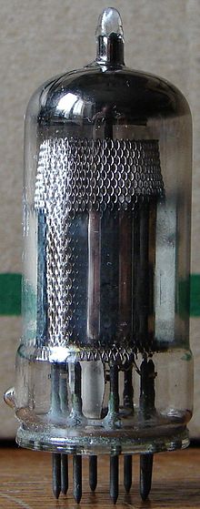 Rimlock pentode EF42