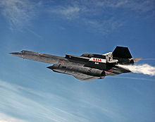 LASRE på toppen af en SR-71 Blackbird.