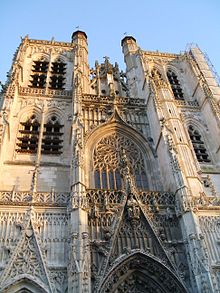 St. Vulfran Collegiale Kerk  