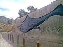 Pintura de un shonisaurio en el Parque Estatal de Berlín-Ictiosaurio, Nevada  
