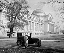 Ford Model T parkeret foran Nationalmuseet i 1926
