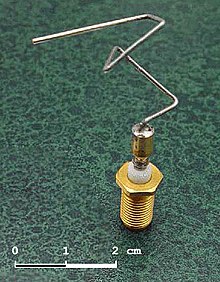 La forma insolita di questa antenna, sviluppata dalla NASA, è stata trovata utilizzando un algoritmo genetico.