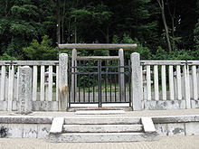 Shintoistliku pühamu ja mausoleum keisrinna Suiko auks.