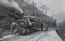 Talyllyn ved foden af Alltwyllt-stigningen. Her ligger Nant Gwernol-stationen i dag. Fotografiet blev taget i 1890.