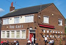 The Gate, eine "Gutskneipe" aus dem 20. Jahrhundert auf dem Seacroft Estate in Leeds