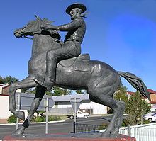 Estatua del Capitán Rayo  