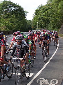 Tappa 3 della corsa del 2005 passando per Honley, vicino a Huddersfield