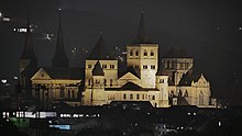 Cathedral (center) and Liebfrauen (far right)