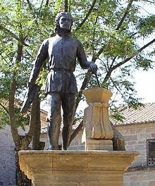 Uma estátua de Andrés de Vandelvira