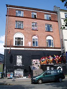 Ungdomshuset set fra gaden