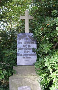 Memorial stone to the accident on the ice