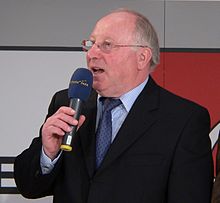 Uwe Seeler: Player of the Year in Germany in 1960, 1964 and 1970, honorary citizen of the city of Hamburg and one of the six honorary male captains of the German national team.