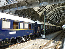 Type Lx sleeping car in Dresden Hbf, modernised with modern bogies for the VSOE